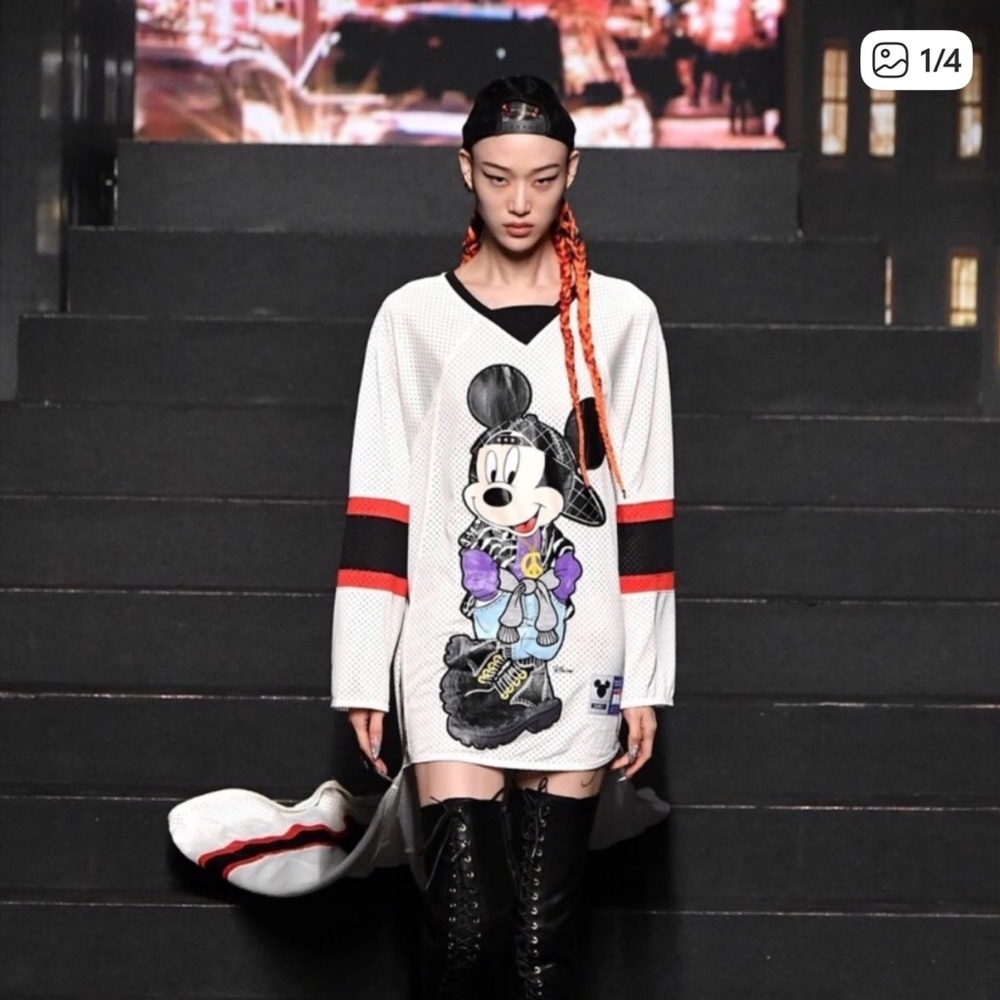 Oversized Moschino White Mickey Mouse Graphic Dress